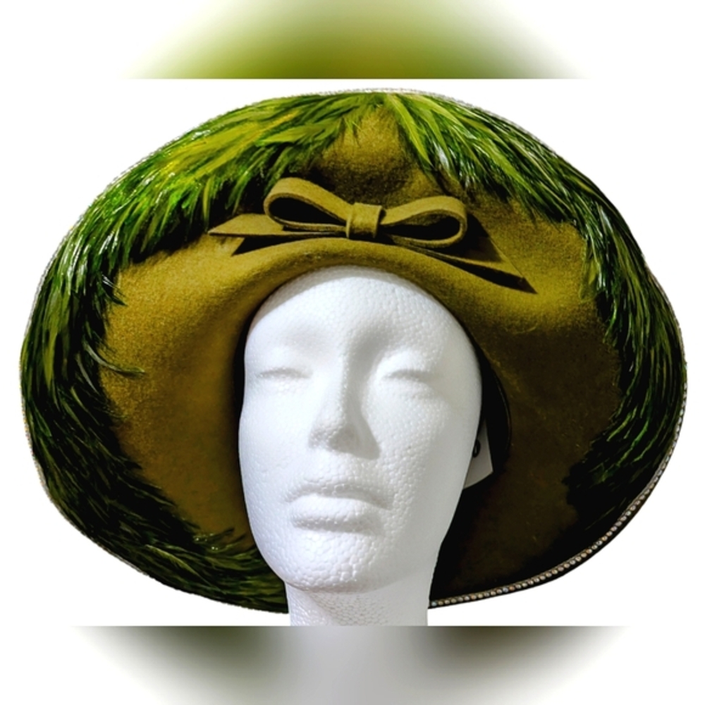 VINTAGE JACK MCCONNELL LUXURY GLAM 100% WOOL FEATHER SEQUIN HAT